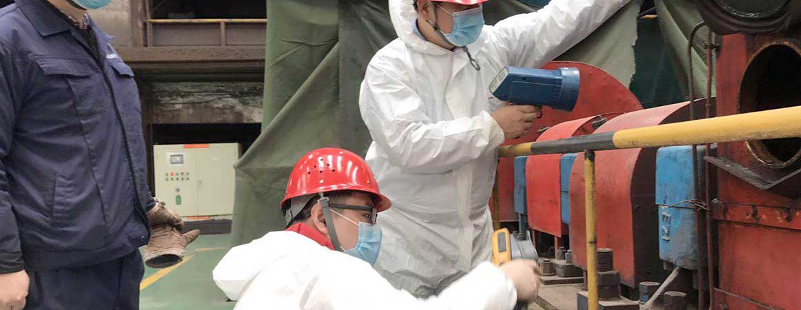 優(yōu)潤(rùn)團(tuán)隊(duì)現(xiàn)場(chǎng)潤(rùn)滑服務(wù)