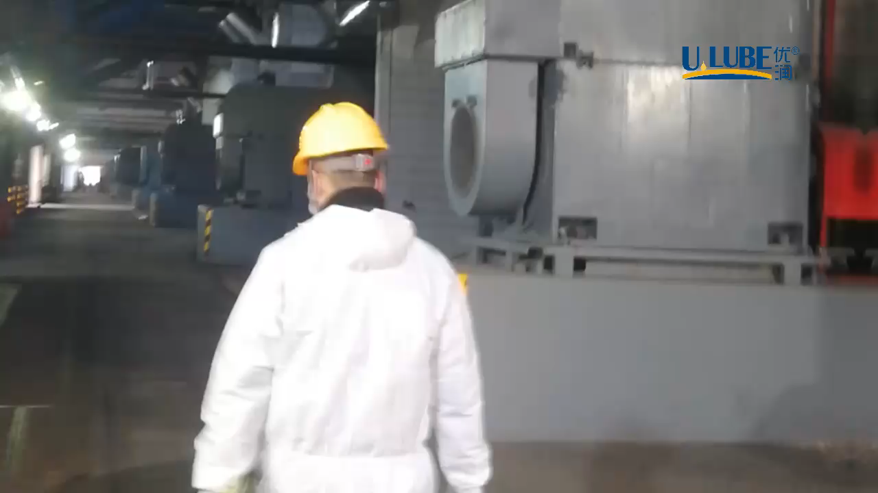 磨機現(xiàn)場服務(wù)過程_優(yōu)潤特種潤滑劑