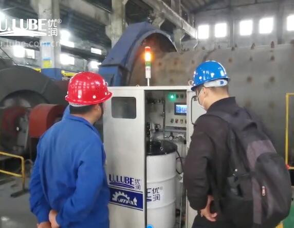 磨機(jī)潤滑升級，威潤瑪開式齒輪自動(dòng)潤滑系統(tǒng)現(xiàn)場指導(dǎo)交流_優(yōu)潤特種潤滑劑