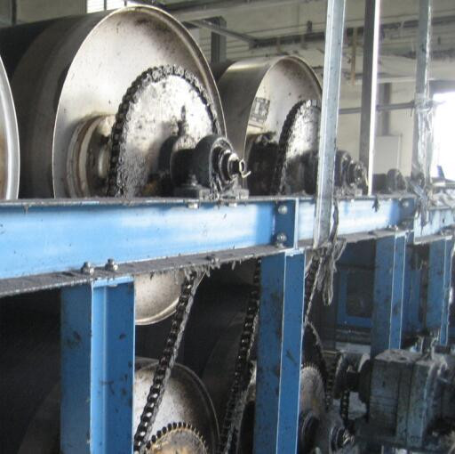 牛仔布廠漂染機(jī)潤(rùn)滑不當(dāng)，烘筒軸承出現(xiàn)結(jié)焦現(xiàn)象_優(yōu)潤(rùn)特種潤(rùn)滑劑