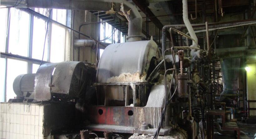 化工廠氯堿車間離心機(jī)軸承故障分析及潤滑密封改良_優(yōu)潤特種潤滑劑