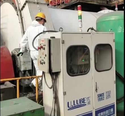 磨機(jī)開齒檢查，優(yōu)潤(U.LUBE)團(tuán)隊(duì)現(xiàn)場潤滑服務(wù)_優(yōu)潤特種潤滑劑