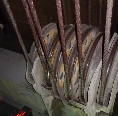 煉鋼轉(zhuǎn)爐行車鋼絲繩潤(rùn)滑改良_優(yōu)潤(rùn)特種潤(rùn)滑劑