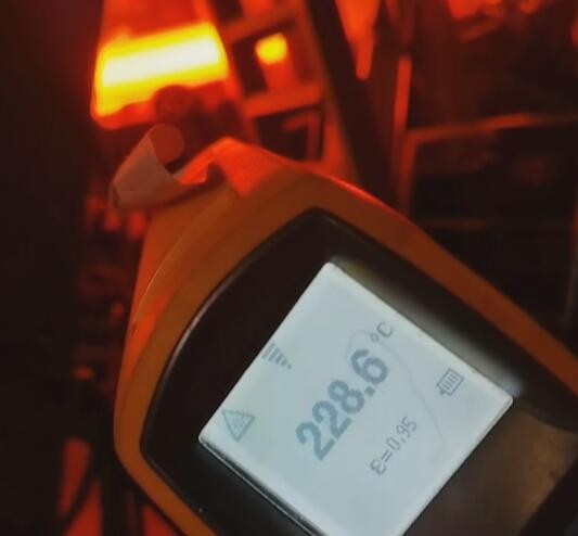 Large steel continuous casting machine temperature testing, U.LUBE team on-site service_U.LUBE? Special Lubrication