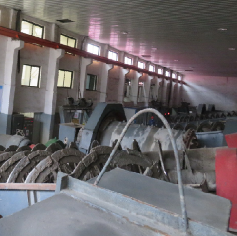 鎢鉬礦球磨機開式齒輪潤滑改良，優(yōu)潤U.LUBE團隊現(xiàn)場服務_優(yōu)潤特種潤滑劑