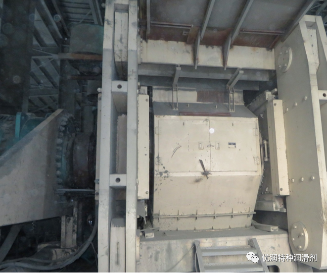 某礦山企業(yè)選礦車間高壓輥磨機主軸承潤滑改良_優(yōu)潤特種潤滑劑